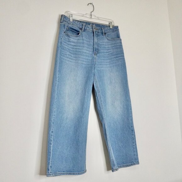 Old Navy Jeans - Picture 2 of 5